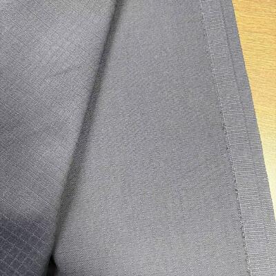 Stabilność prania 40-60°C 5 cykli 1,5 Meta Aramid Tkanina o niskiej absorpcji wilgoci i doskonałych właściwościach izolacyjnych