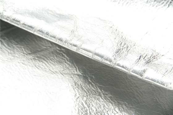Tkanina aramidowa o wysokiej wytrzymałości na rozciąganie o grubości 2 mm i gramaturze 550 g/m2 z powłoką aluminiową