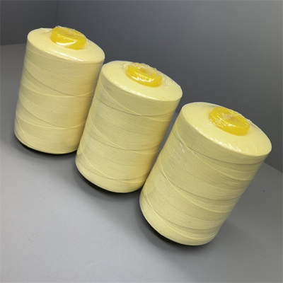 Nici do szycia Ne20 / 3 Para Aramid NFPA1971 Surowy żółty do przemysłowego przenośnika taśmowego
