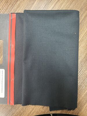 Tkanina modakrylowa tkana trudnopalna 240 g/m² o ognioodporności i szerokości 150 cm